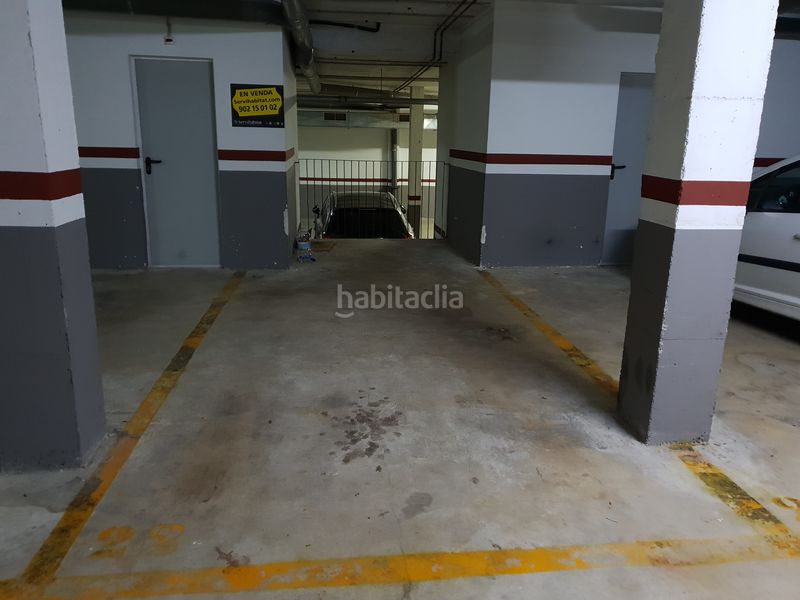 Foto 847b5a6d-9caa-4b33-b0a3-4dd94c0afadf. Aparcament cotxe a Hostalric