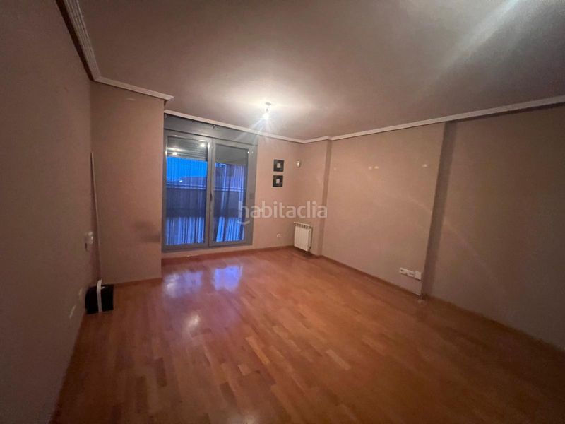 Foto 3e4acb38-f16b-4319-9728-890a0bcd8394. Pis a Orcasitas Madrid
