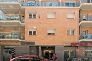 Parking coche  C/ cervantes. Solvia inmobiliaria  garaje calella