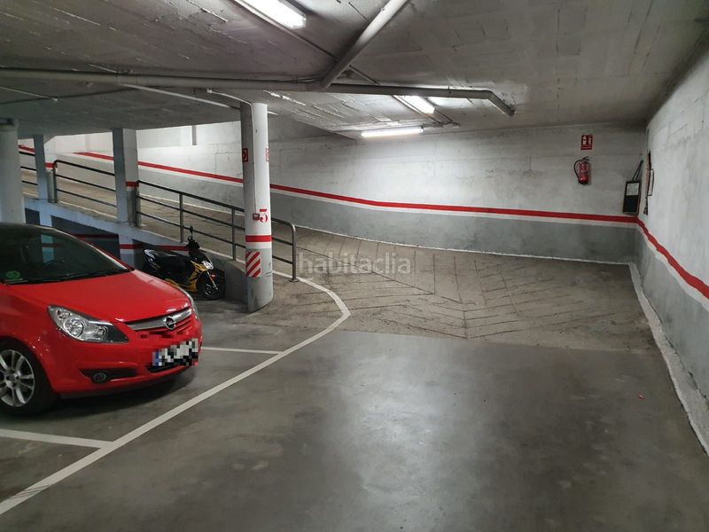 Foto 74a9e592-e33c-4b6d-a407-8116535e1a99. Aparcament cotxe a Calella