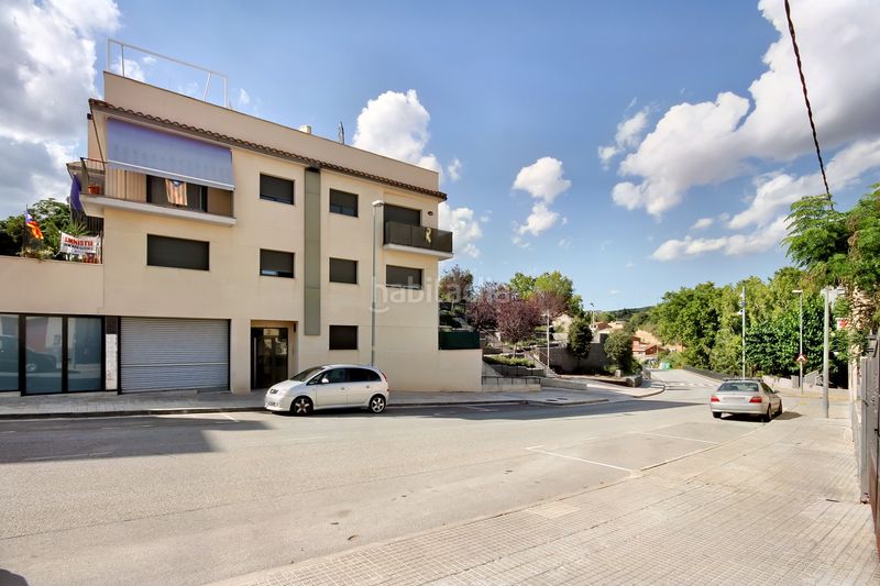 Foto fedaee66-0251-4ddd-a28c-d10655e980e0. Aparcament cotxe a Torrelavit