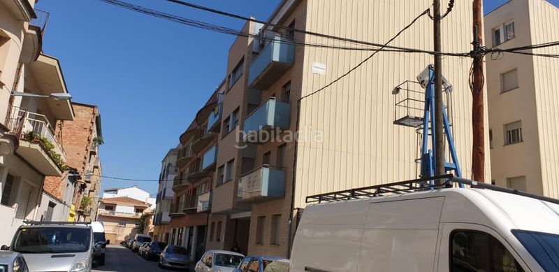 Foto c86d3799-b2cb-4493-be64-756f2d2e5671. Aparcament cotxe a Veïnat Salt