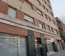 Aparcament cotxe a Rd de Ponent