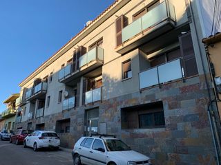Pis  C/ sant jaume. Solvia inmobiliaria  piso sant jaume de llierca