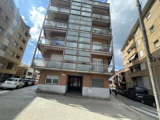 Pis  C/ sant salvador. Solvia inmobiliaria  piso ripollet