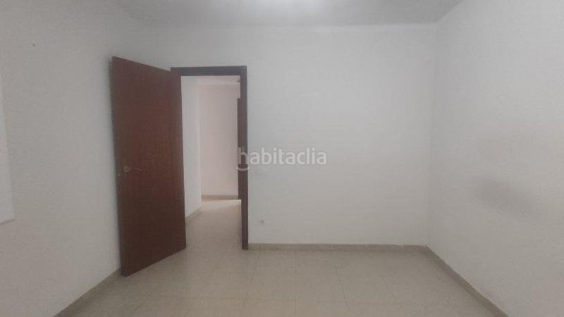 Foto b4e9a8f1-e6e6-4b50-b2e8-691a1b720516. Pis a Centre Reus