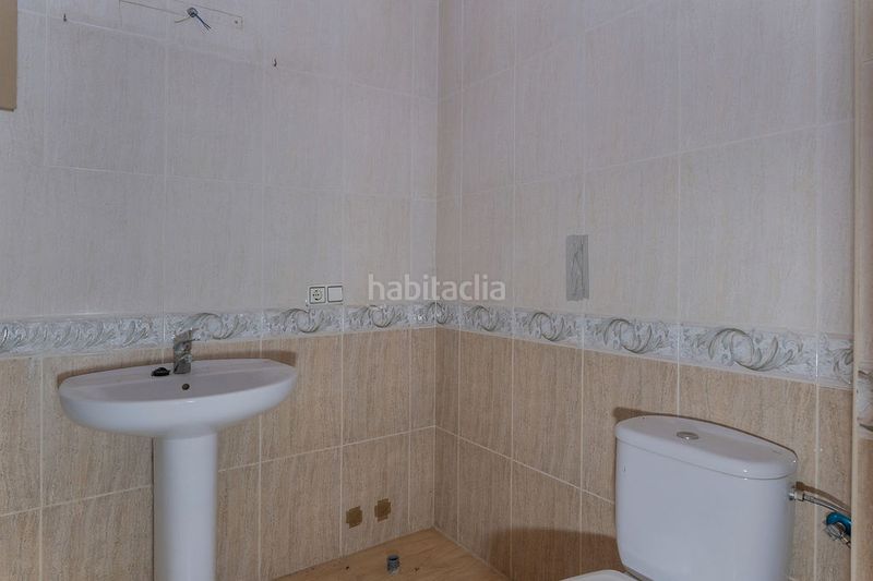Foto 68d03850-7b86-4ecb-b31b-cb3783ba2b90. Casa aparellada a Jamilena