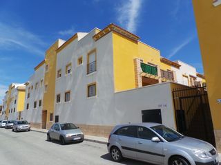 Pis  Urb. residencial villa-sol. Solvia inmobiliaria  piso catral