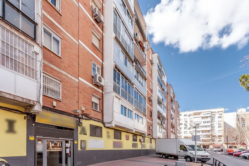 Foto ae2ae6f3-1a4c-4797-9aec-ff4544d56de3. Geschäftsraum in Reyes Católicos Alcalá de Henares