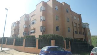Appartement  C/ paco de lucia. Solvia inmobiliaria  piso camas