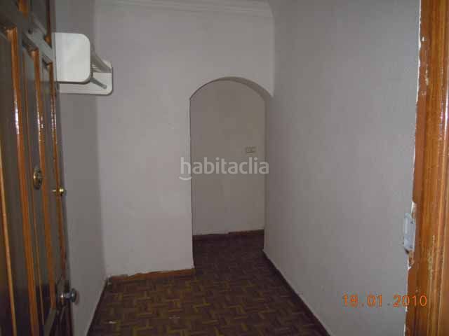 Foto 0ad2b947-beb1-4583-9060-15f393e06dac. Pis a Jesuitas Logroño