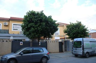 Xalet  C/ la gomera. Solvia inmobiliaria  casa sevilla