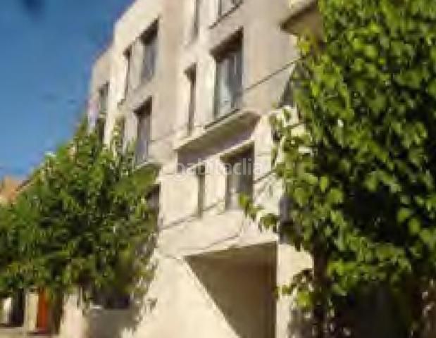 Foto 1cb2b442-5399-4d0c-a1a3-74a10c6ce9ed. Aparcament cotxe a Tàrrega