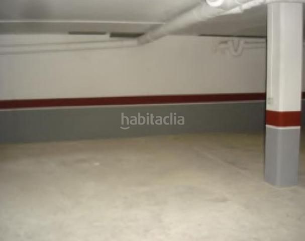 Foto 7e072997-e9b7-45c0-aea0-2c6b53aa6249. Aparcament cotxe a Tàrrega