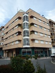 Etagenwohnung  C/ general moscardo. Solvia inmobiliaria  piso talavera de la reina