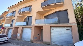 Doppelhaus  C/ domenec refart. Solvia inmobiliaria  chalet adosado arbúcies