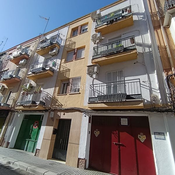 Foto 8f9d0b1c-4d5d-4eca-b937-26e62d8909eb. Pis a Peñamefecit - Avda Barcelona Jaén