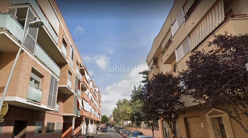 Foto fcb7f733-347f-4b37-a5a5-ba5e3f33576d. Aparcament cotxe a Riera Cornellà de Llobregat