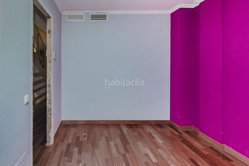 Foto e29f444f-ebd4-4851-8e02-f82c4740f61d. Casa aparellada a Almerimar Ejido (El)