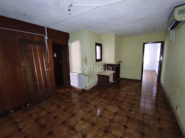 Foto 18d1cb4a-49e0-46c0-875f-85be75e4cdc6. Pis a Trinitat Vella Barcelona