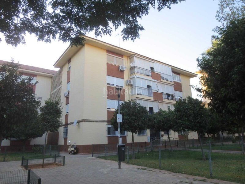 Foto f418d6a3-0eb7-4a00-9033-54df20d35e30. Pis a Parque Alcosa Sevilla