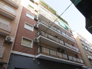 Etagenwohnung  C/ mateos. Solvia inmobiliaria  piso murcia