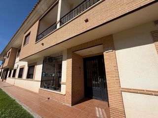 Pis  C/ pedro muñoz. Solvia inmobiliaria  piso miguel esteban