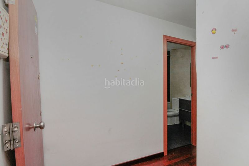 Foto a5bcaca7-cb43-4847-bbce-b8dd2fa442a3. Pis a Ca n'Anglada Terrassa
