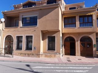 Geschäftsraum  C/ alfonso de la hoz. Solvia inmobiliaria  locales escalona del prado