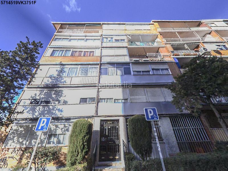 Foto 8b4efdbe-0189-4482-a536-b5194d18c8b0. Pis a Aluche Madrid