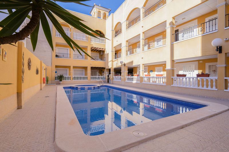Foto 8db107d0-56a0-4061-837a-9ce99fcbf791. Pis amb aparcament piscina a Rafal