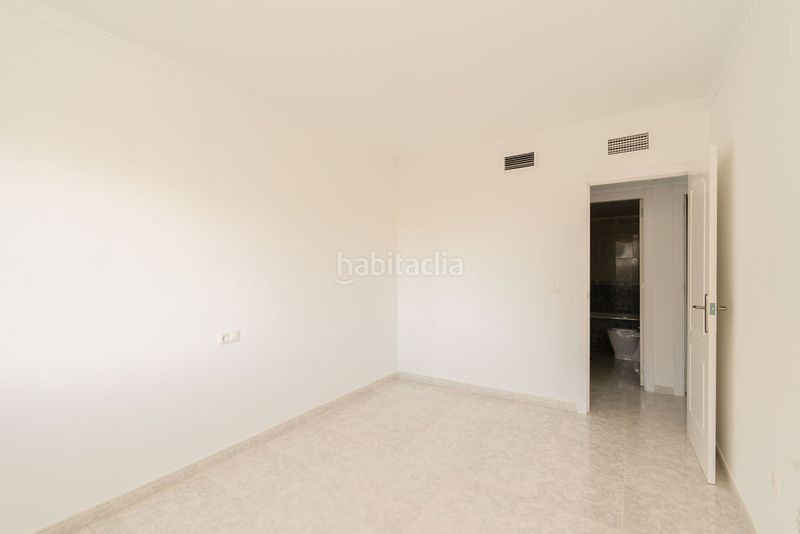 Foto e1da81c5-0357-4320-a595-c38395900fc3. Pis amb aparcament piscina a Rafal