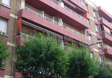 Foto d572a1d5-3528-4803-bac2-2cb09f6cb42c. Pis a Centre Salt