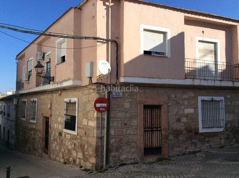 Foto d90fd987-cf5a-4204-a5e7-cb884760d906. Edificio in Centro ciudad Linares