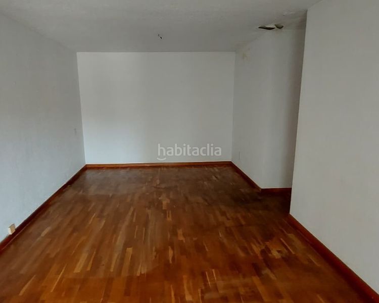Foto 665383e8-ecc5-4730-b42e-8652b04ad5e1. Pis a Nou Campanar Valencia