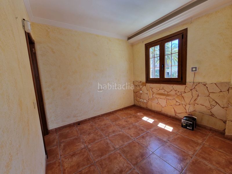 Foto 64b2b5c8-3463-4a76-96a6-c01d4c3a7e8f. Pis a Ingenio pueblo Ingenio