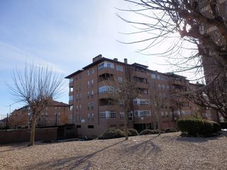 Locale commerciale  C/ islas columbretes. Solvia inmobiliaria  locales humanes de madrid