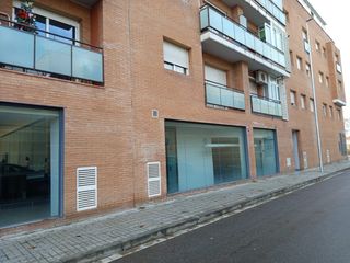 Local Comercial  C/ cardenal cisneros. Solvia inmobiliaria  locales vilanova del camí
