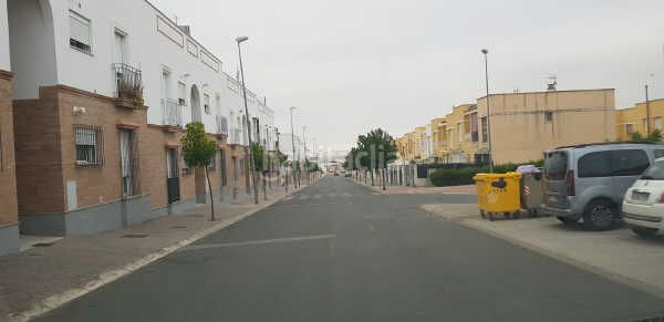 Foto 05200d09-ee22-423d-b9d3-bda6f83a59f2. Pis amb aparcament a Gerena