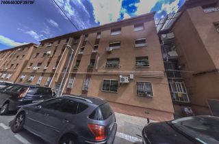 Pis  C/ malgrat de mar. Solvia inmobiliaria  piso badalona