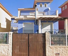 Chalet  C/ el chinarral. Solvia inmobiliaria  chalet independiente abarán