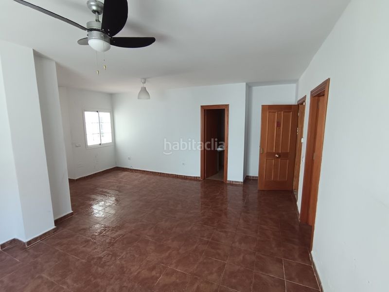 Foto f9951f26-0289-45be-b37d-4a8100f9af79. Pis a Cómpeta