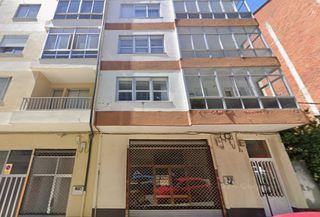 Piso  C/ escultor asorei. Solvia inmobiliaria  piso lugo