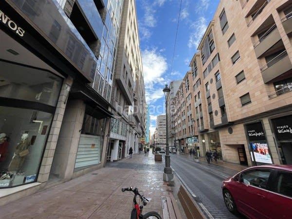Foto b1bb7ec7-fa04-4eca-a0a4-246c392154ad. Pis amb aparcament a Centro Ponferrada