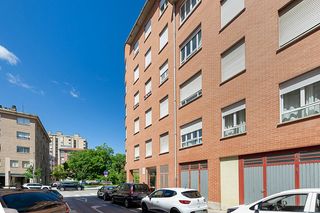 Pis  Tv/ de esteban armendariz. Solvia inmobiliaria  piso villavaatarrabia