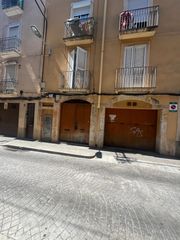 Pis  C/ eugeni mata. Solvia inmobiliaria  piso reus
