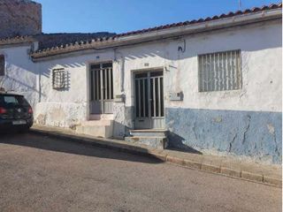 Chalet  C/ primera del collado. Solvia inmobiliaria  casa tobarra