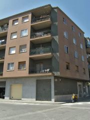 Pis  C/ taure. Solvia inmobiliaria  piso figueres