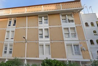 Pis  C/ dels pallaresos. Solvia inmobiliaria  piso constantí