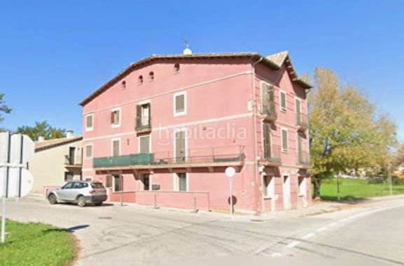 Foto 8831a102-3719-4cee-a0ee-2e2e656377e3. Aparcament cotxe a Masies de Voltregà (Les)